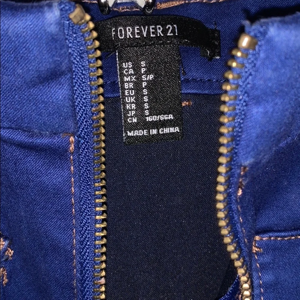 NEW Forever 21 Indigo Zippered Denim Mini Skirt